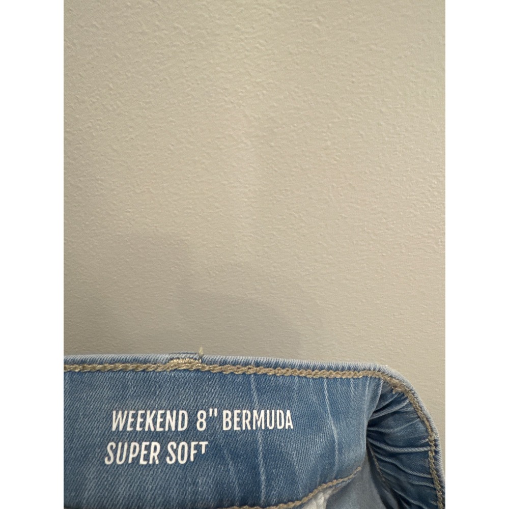 Torrid Weekend 8" Bermuda Super Soft Light Wash Denim Pull On Shorts - Picture 6 of 6